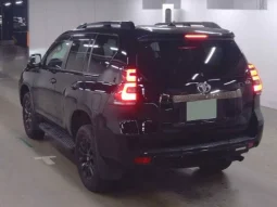 2021 Toyota Land Cruiser Prado 70th Anniversary edition