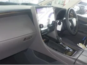 2025 Toyota Alphard Executive Lounge