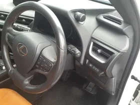 Lexus UX 250H 2020 Pear Hybrid