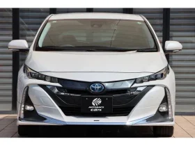 Toyota  Prius PHV A Premium White  2021
