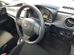Toyota Corolla Axio EX 2021 Pearl White Non-Hybrid