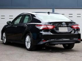 Toyota Camry G Leather 2020 Hybrid Black