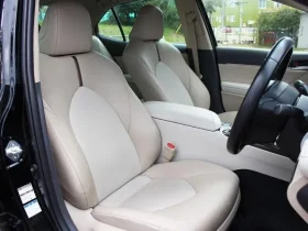 Toyota Camry G Leather 2020 Hybrid Black