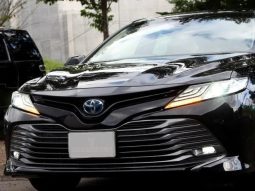 Toyota Camry G Leather 2020 Hybrid Black