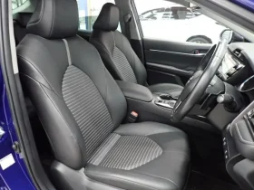 Toyota Camry WS 2021 Hybrid Blue