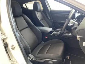 2020 Mazda 3 15S Touring Non-Hybrid White