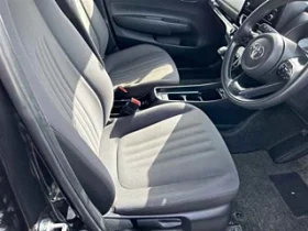 TOYOTA AQUA G 2021 WHITE HYBRID