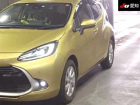 TOYOTA AQUA Z 2021 GOLDEN HYBRID