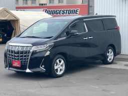 TOYOTA ALPHARD HYBRID EXECUTIVE LOUNGE 2021