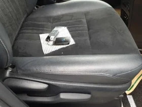 TOYOTA ESQUIRE GI PREMIUM 2021 PEARL HYBRID