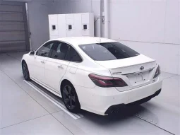 Toyota Crown RS Limited 2021 Pearl White Hybrid