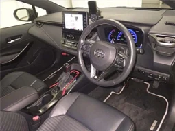 Toyota Corolla Touring 2021 Hybrid Wxb white
