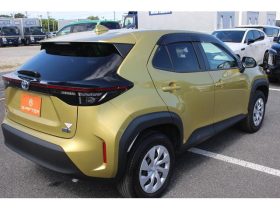 2021 TOYOTA YARIS CROSS X PACKAGE