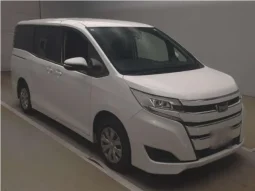 2021 TOYOTA NOAH NON HYBRID