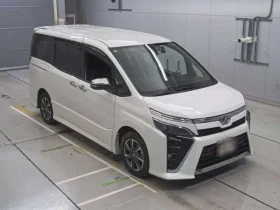 2021 TOYOTA VOXY ZS KIRAMEKE
