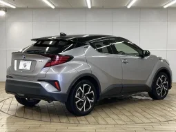 2021 Toyota CHR G package Hybrid