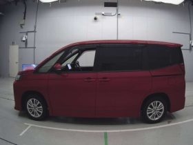 2022 TOYOTA NOAH S-G PACKAGE HYBRID
