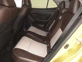 TOYOTA YARIS CROSS Z 2021 GOLD