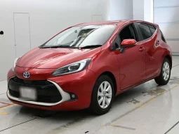 TOYOTA AQUA Z 2021 RED HYBRID