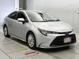 TOYOTA COROLLA S 2021 SILVER HYBRID