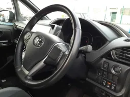 TOYOTA VOXY ZS KIRAMEKE 2021 WHITE HYBRID