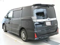 TOYOTA VOXY ZS KIRAMIKE 2021 BLACK HYBRID