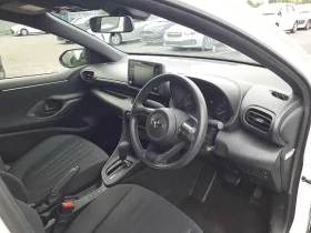 TOYOTA YARIS X 2021 WHITE HYBRID