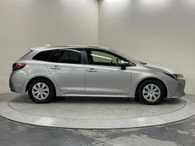 Toyota Corolla Touring GX 2021 Hybrid Silver