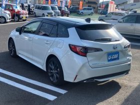 Toyota Corolla Touring WXB 2021 Hybrid White