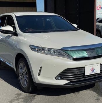 Toyota Harrier 2020 Premium Non Hybrid Front side