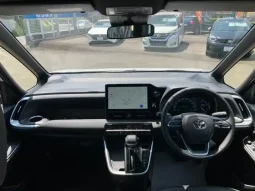 2022 TOYOTA NOAH SZ HYBRID