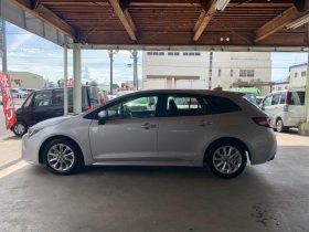 TOYOTA COROLLA TOURING S 2021 HYBRID SILVER