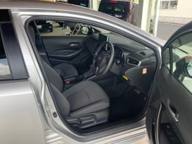 TOYOTA COROLLA TOURING S 2021 HYBRID SILVER