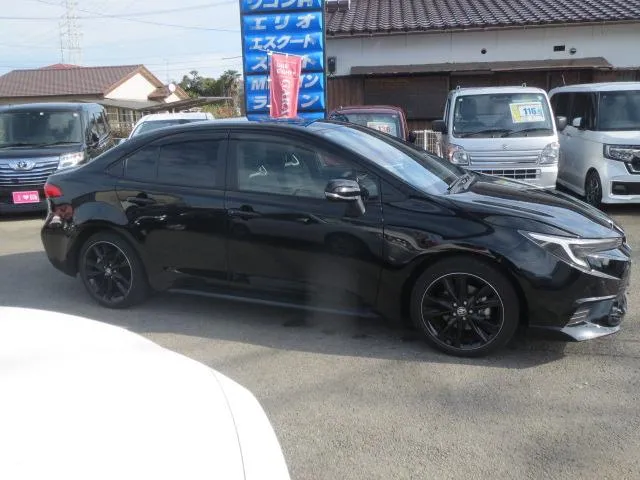 TOYOTA COROLLA WXB 2022 NON HYBRID BLACK