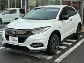 2021 HONDA VEZEL HYBRID RS HONDA SENSING WHITE