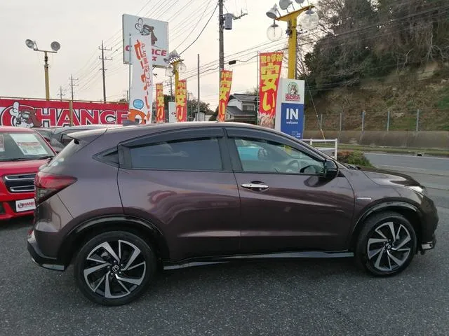 2021 Honda Vezel RS Hybrid Purple