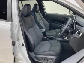 2022 Corolla Cross Z Hybrid Pearl White