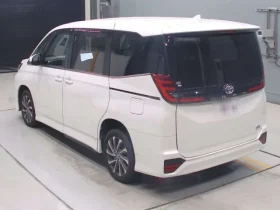 2022 TOYOTA NOAH S-Z