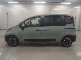 Toyota Sienta 2022 Hybrid Z Gray