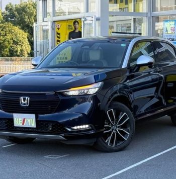 Honda Vezel 2021 Hybrid Play Edition Front view