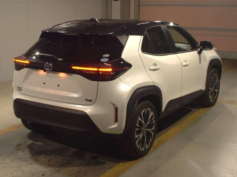 Toyota Yaris Cross 2021 Hybrid Z Pearl Two Tone