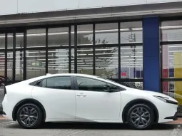 Toyota Prius 2023 Hybrid X Package