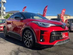 TOYOTA C-HR 2021 GR SPORTS RED TOW TONE HYBRID