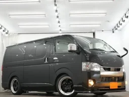 TOYOTA HIACE SUPER GL DARK PRIME II