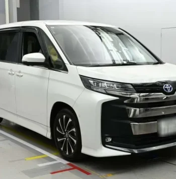 2022 TOYOTA NOAH S-Z