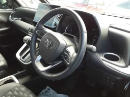 2022 TOYOTA VOXY S-Z