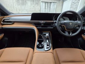 2023 Toyota Crown Sport Z Hybrid Black