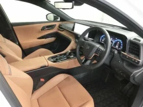 2023 Toyota Crown Sport Z Hybrid Pearl White