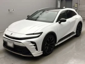 2023 Toyota Crown Sport Z Hybrid Pearl White