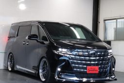 2023 TOYOTA ALPHARD Z Hybrid